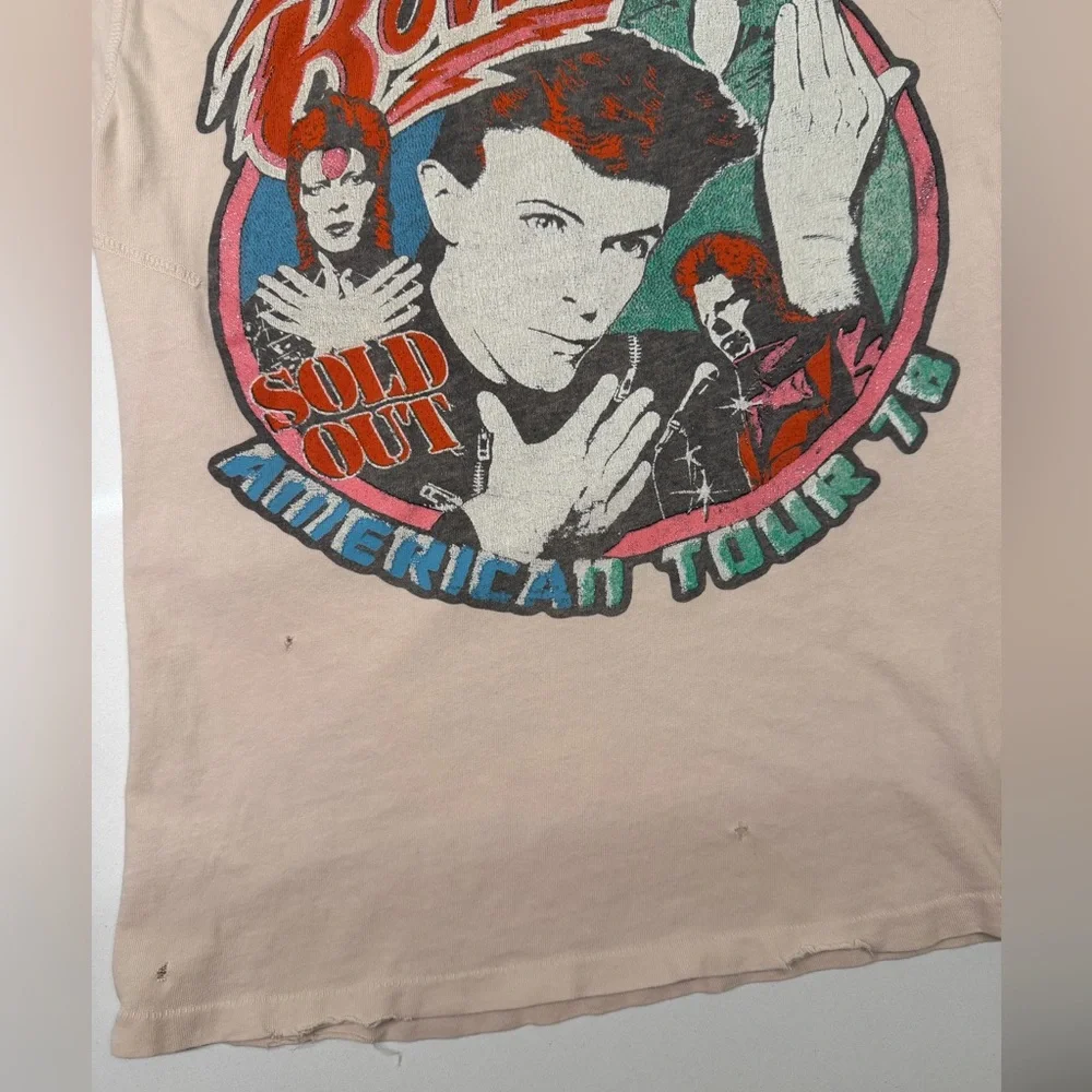 MadeWorn 70’s David Bowie American Tour ’74 Distressed Graphic Tee Shirt Size XS - Picture 3 of 9